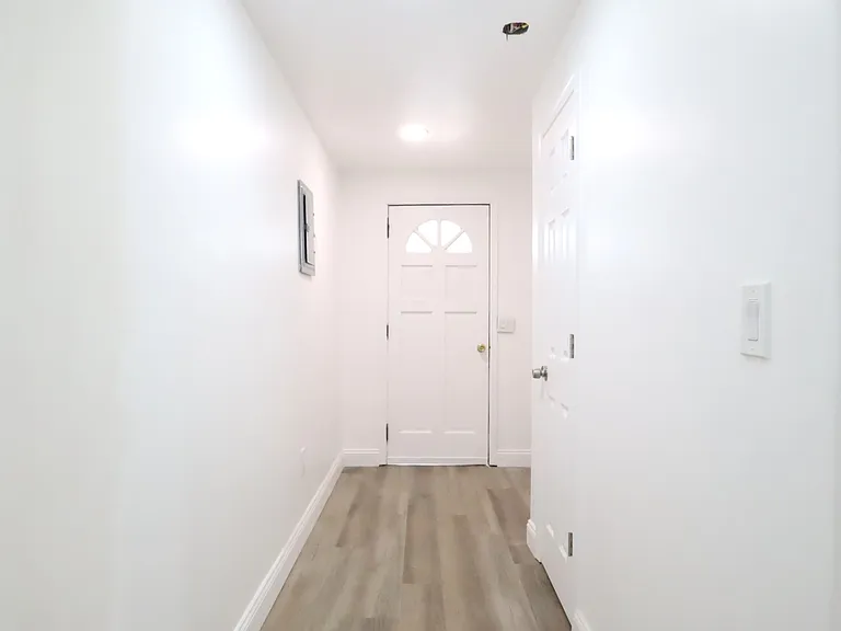 1611 Ann St #1 — Photo 3