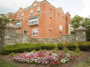 3615 38th St NW APT 203, Washington, DC 20016