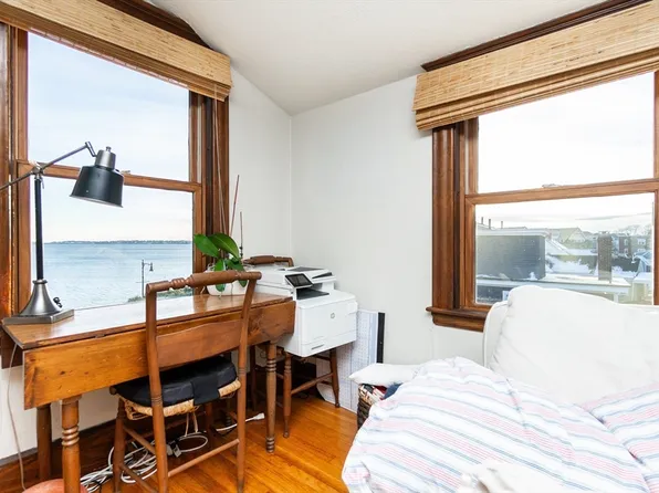 322 Humphrey St #1, Swampscott, MA 01907