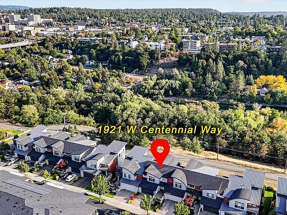 5th image of 1921 W Centennial Way