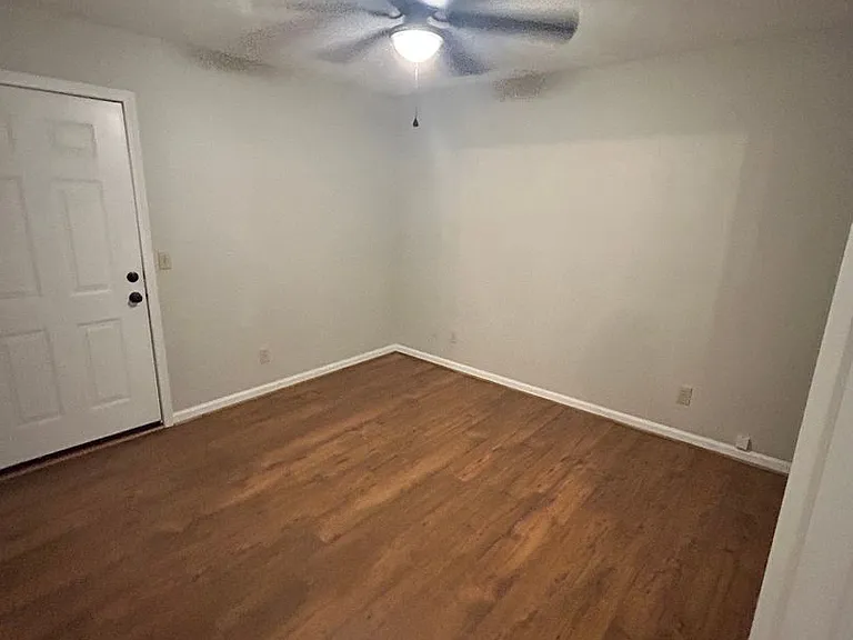 520 Gadsden Rd NW — Photo 5