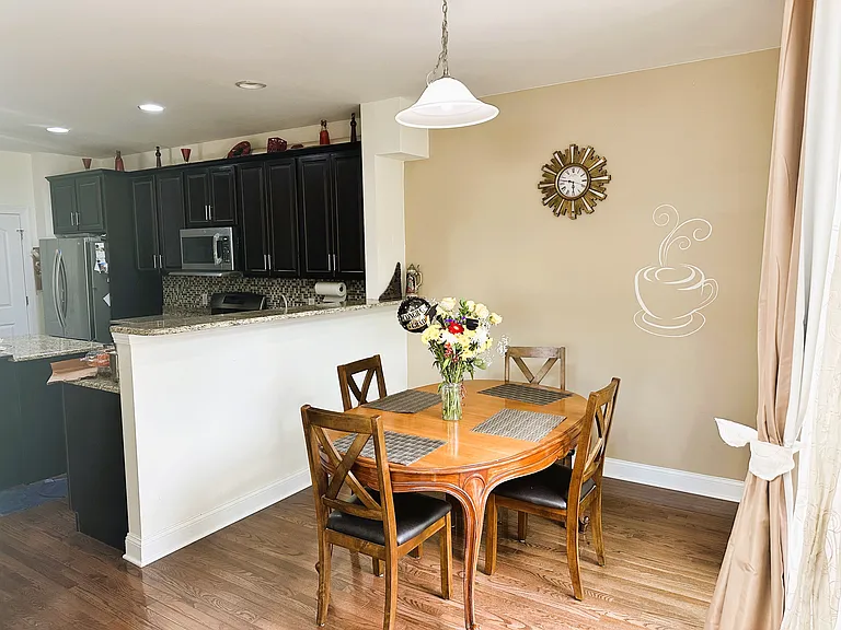 Casual dining area