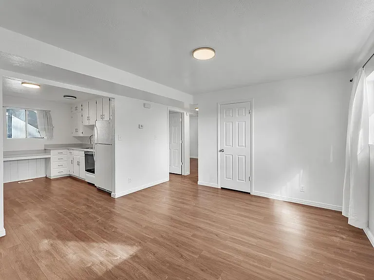 485 W Main St #A — Photo 4