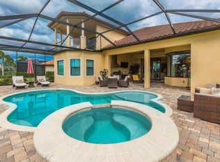 12448 Wisteria Dr, Naples, FL 34120