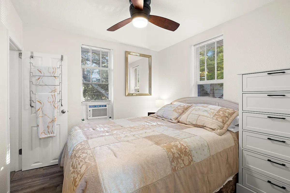 Comfortable queen bedroom with dresser storage - 1205 Omaha Cir #4