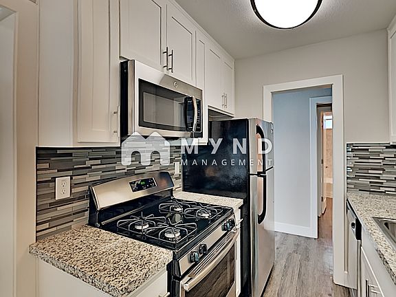 2nd image of 1626 27th St APT 12