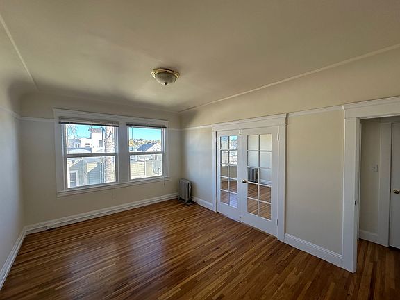 2nd image of 629 Guerrero St APT 11