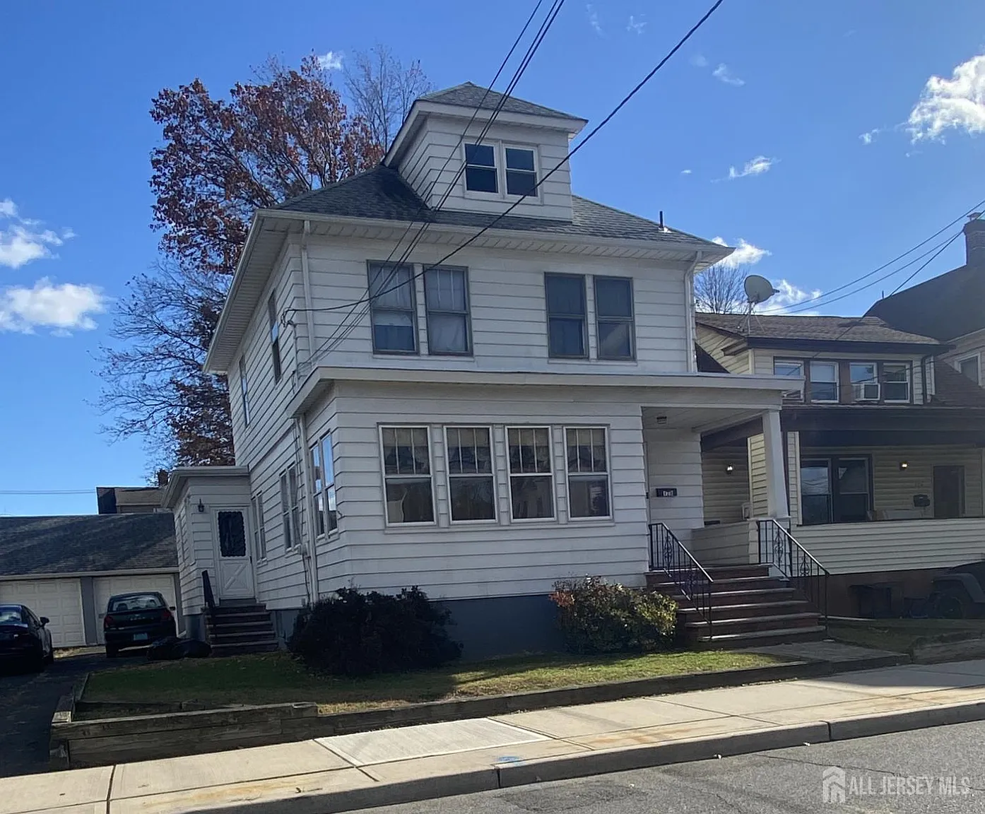 128 Pershing Ave photo 1