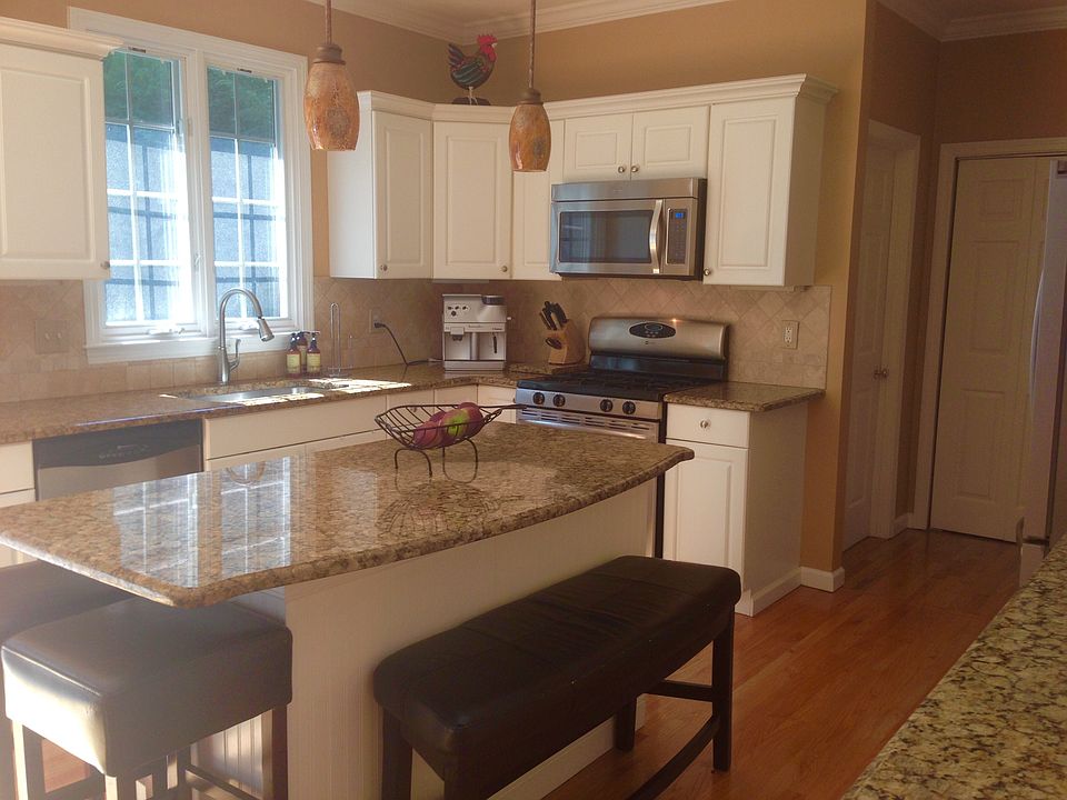 2nd image of 72 Ewald Ave