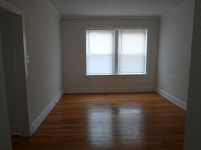 2nd image of 7 N Pine Ave APT 3
