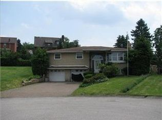 133 Woodlawn Dr, Homestead, PA 15120