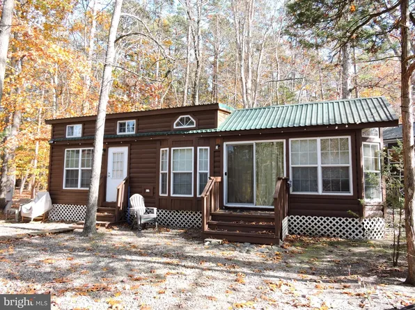 724 Monmouth Rd #8, Cream Ridge, NJ 08514