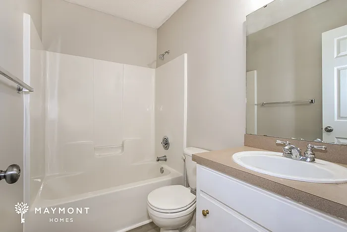 3 Danrock Ct — Photo 11