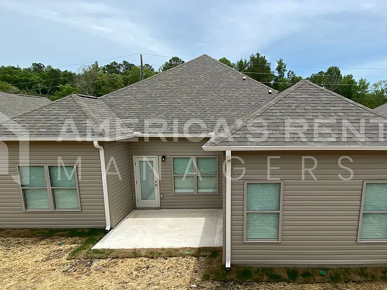 1300 Brookhaven Dr — Photo 29