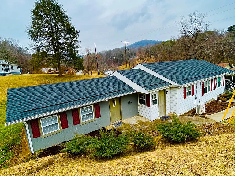 305 Starnes Cove Rd #A — Photo 27