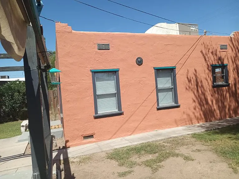 766 El Centro Ave — Photo 2