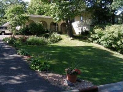 805 Windemere Curv N, Plymouth, MN, 55441