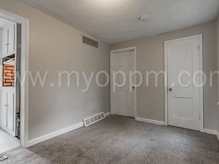 9 Martinview Rd — Photo 10