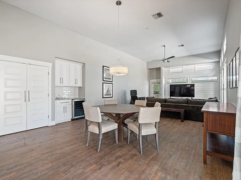 13610 E Laurel Ln — Photo 13