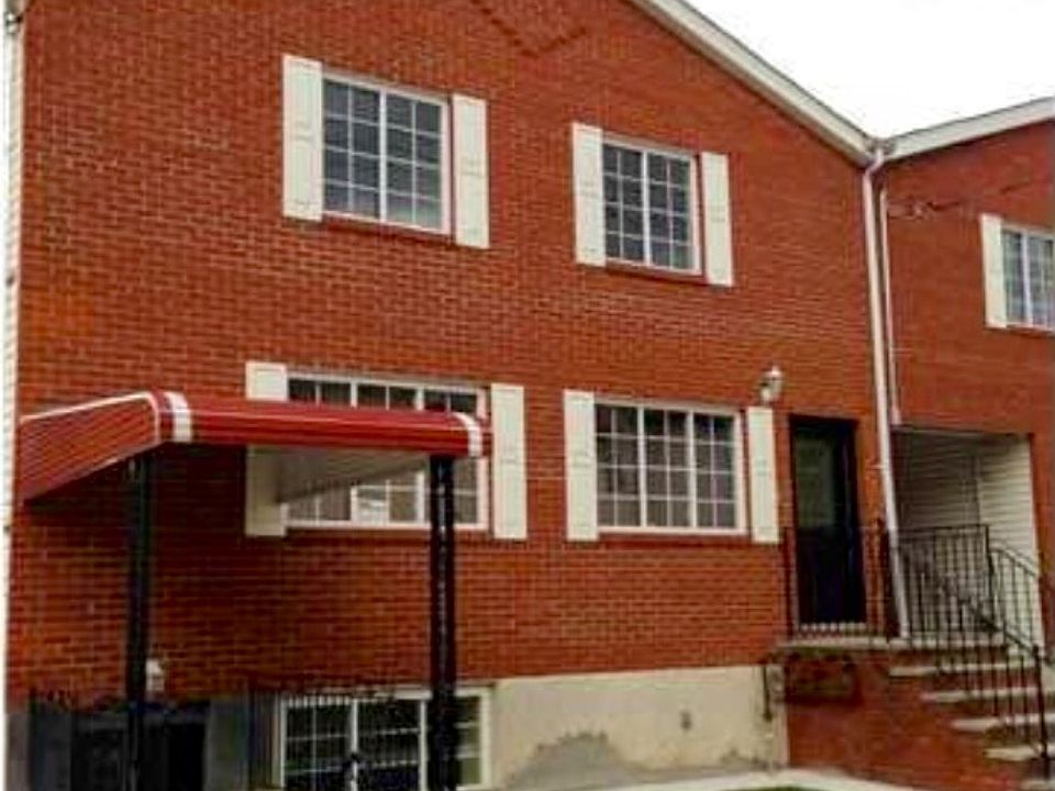 2nd image of 126 Treadwell Ave