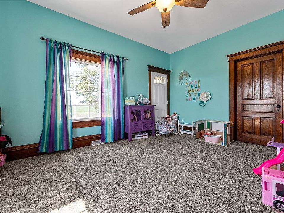 708 Quincy Ave, Clarence, IA 52216 MLS 2307187 Zillow