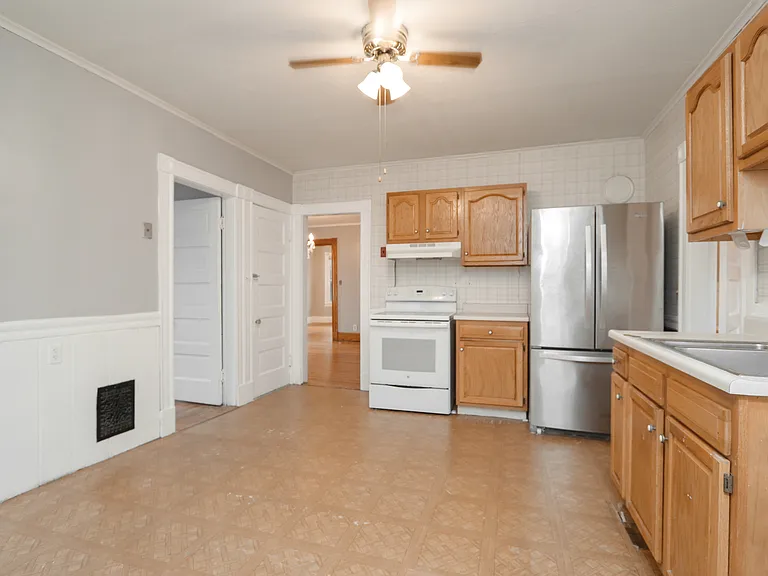 406 Front St #1 — Photo 7