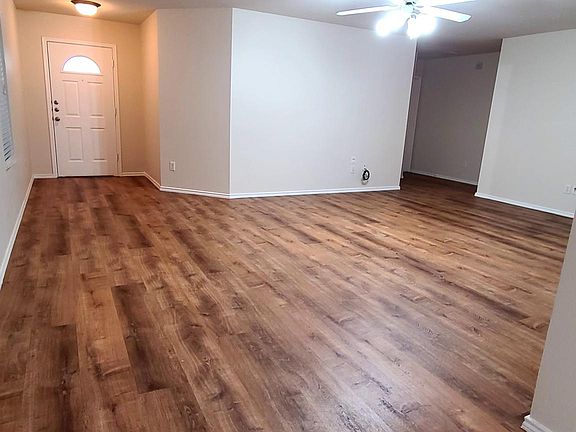 2nd image of 1029 Mosaic Dr