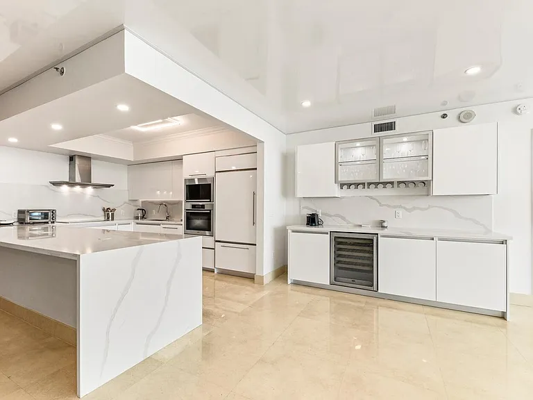 101 S Fort Lauderdale Beach Blvd #1104 — Photo 4