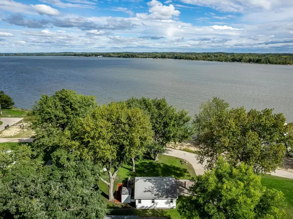 1747 N Eastman Rd #5, Edgerton, WI 53534