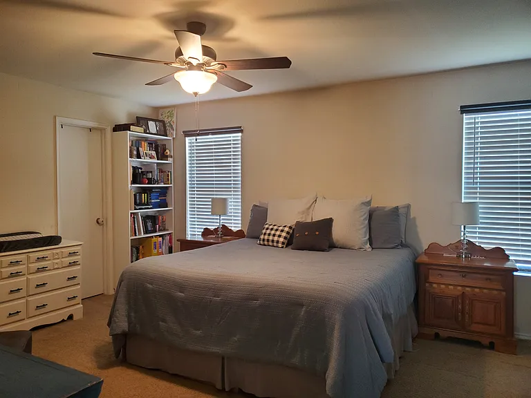8864 Valley River Dr — Photo 6