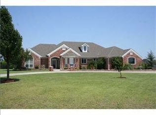 9516 Clear Springs Dr, Mustang, OK 73064