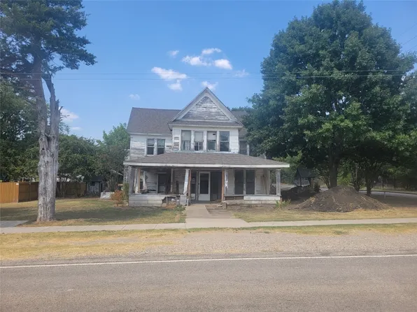 326 E Grand St, Whitewright, TX 75491