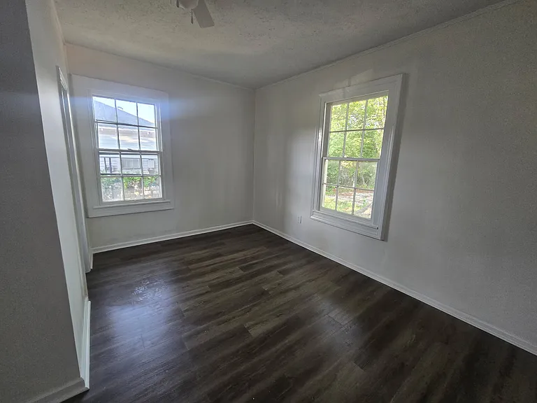 Master bedroom W/bath