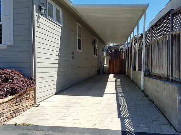 3rd image of 39 Eugenia Ave