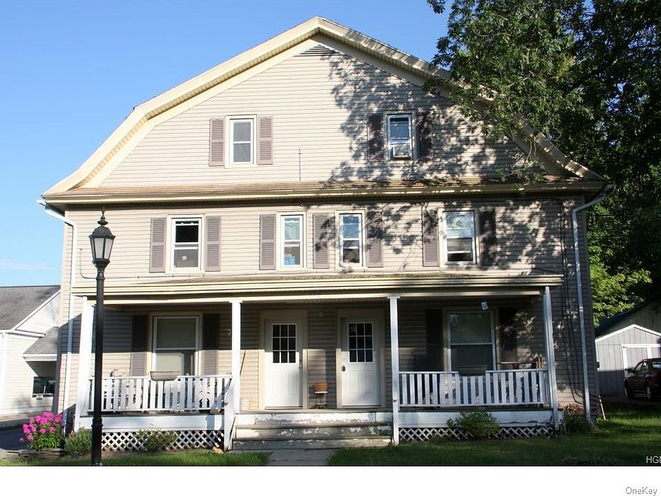 1st image of 130 Maple Ave Unit 3
