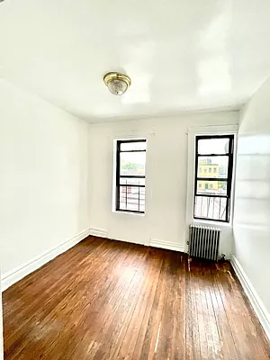 Rented by Pear NYC LLC | media 31