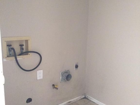 5th image of 10917 Delafield Dr #A
