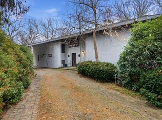 67 Sill Ln, Old Lyme, CT 06371