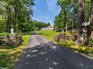 144 Kitchawan Rd, Pound Ridge, NY 10576