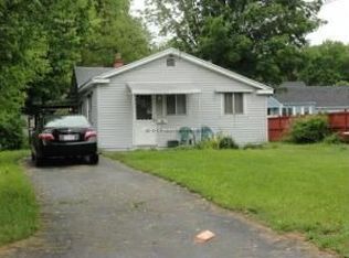 24 Lucille St, Pittsfield, MA 01201