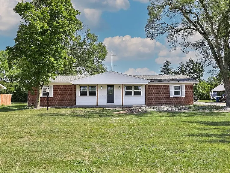 3943 Shawnee Rd — Photo 2