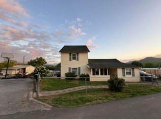 141 English St, Newport, TN 37821