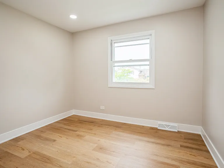 1401 Volkamer Trl — Photo 12