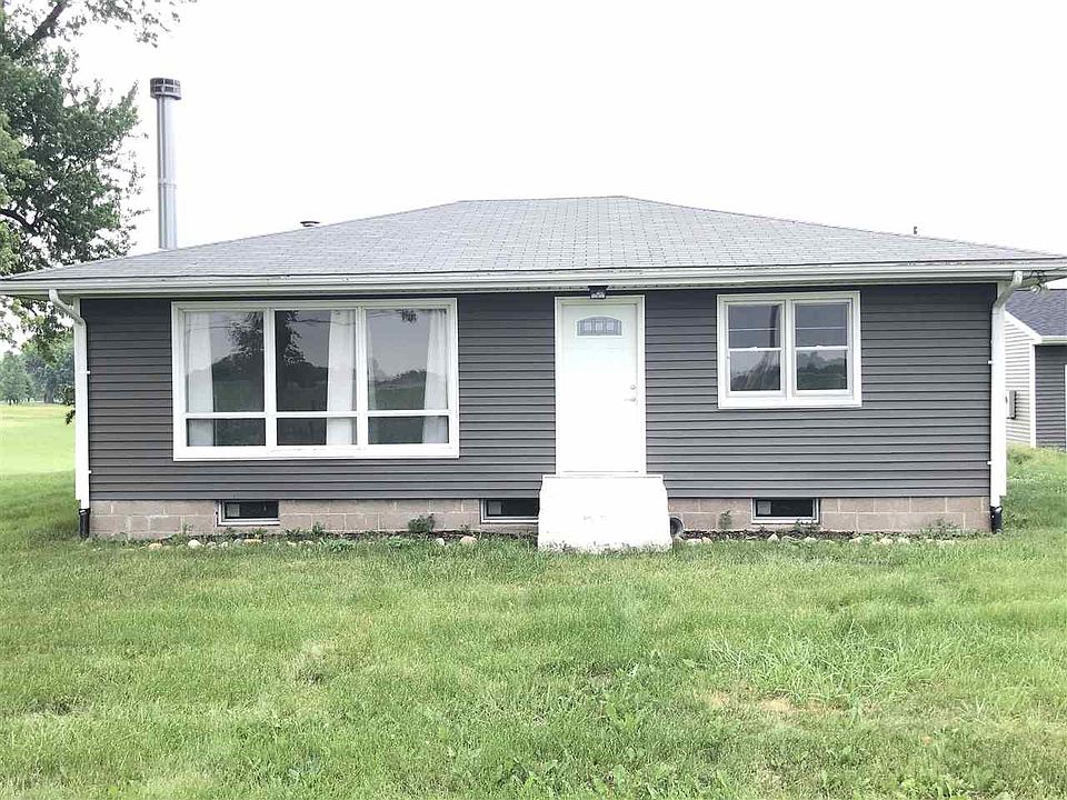 1st image of 566 Oakwood Cir