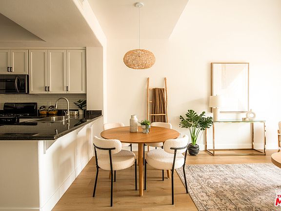 4th image of 4060 Glencoe Ave APT 302