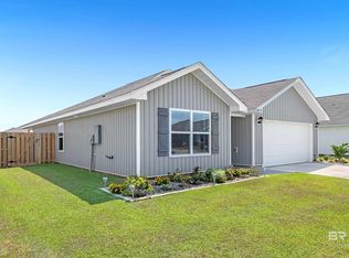 20770 Mercury Dr, Robertsdale, AL 36567