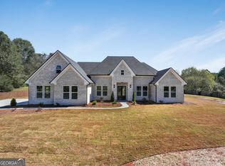 8 Arnold Rd SE, Statham, GA 30666