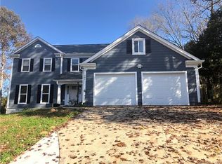 1207 Long Paw Ln, Charlotte, NC 28214