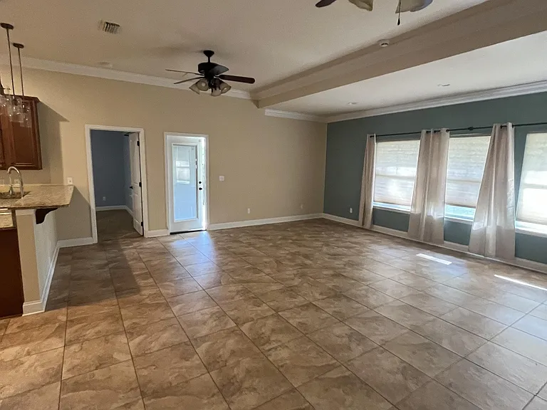 808 Pine Alley St — Photo 23