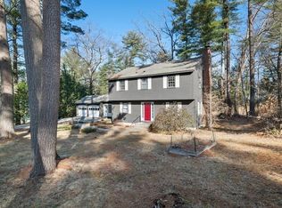 16 Aubinwood Rd, Amherst, MA 01002